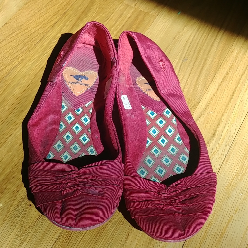 Rocket dog satin flats